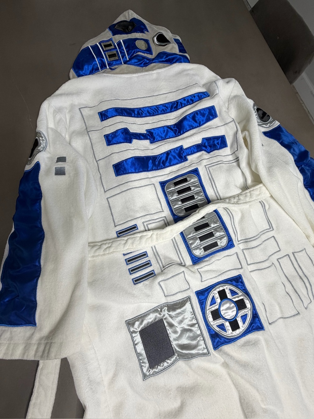 Star Wars The Robe Factory R2D2 Hooded Bathrobe - OSFM - Picture 8 of 9